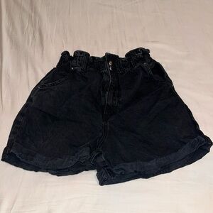 💚 BOGO FREE 💚 H&M High Waisted Paper-bag Black Denim Shorts